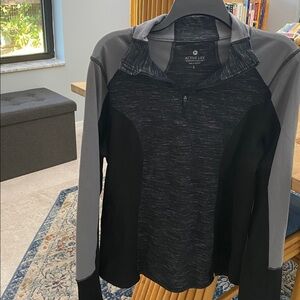 Active Life NWT Women’s zipper pullover lightweight jacket